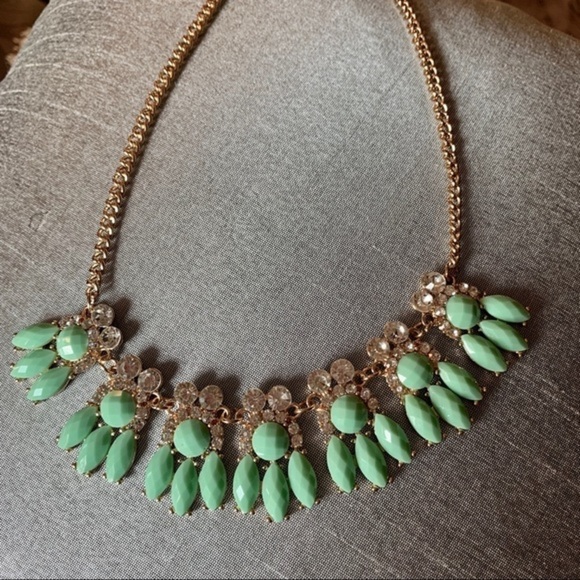 NWT Mint Faceted Falling Bundles Necklace - Picture 2 of 3